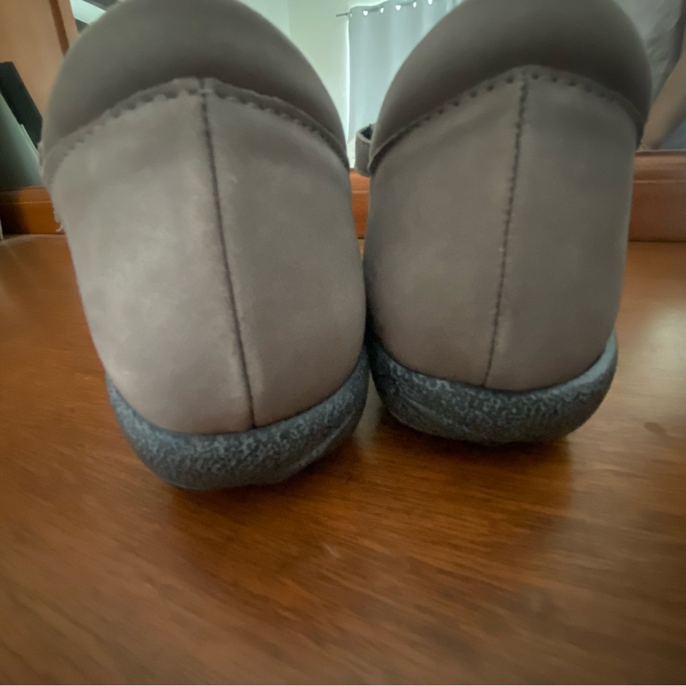 Naot Agathis 38 US 7-7.5 Leather Mary Jane Smoke  Gray Comfort Gorpcore Flats - Picture 5 of 8